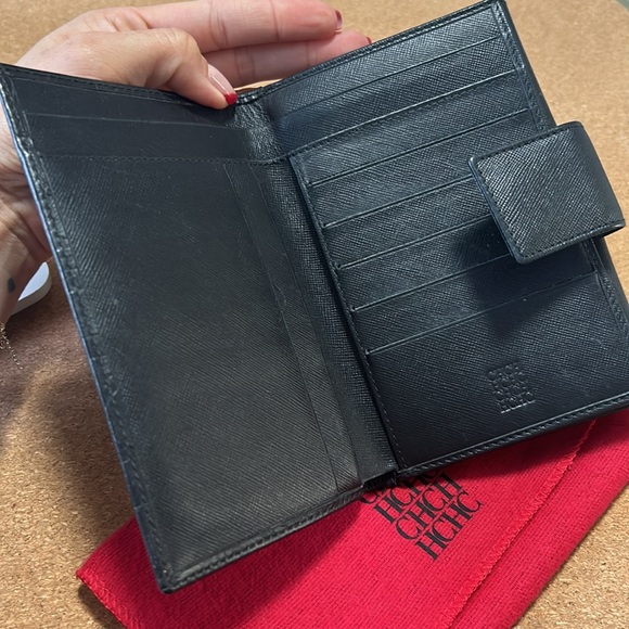 CH Carolina Herrera Wallet - Picture 2 of 14